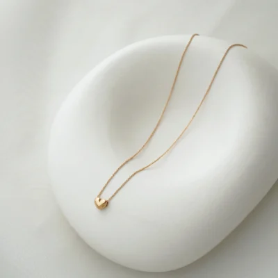 گردنبند قلب آجری