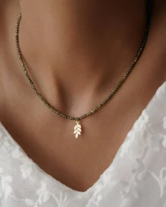 چوکر سنگی طلا